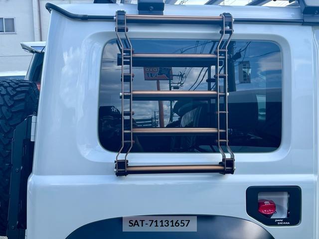 Suzuki JIMNY SIERRA 2022-03 8361080-12