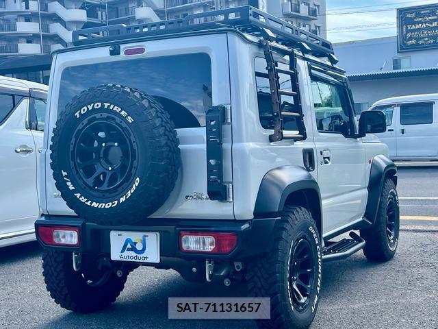 Suzuki JIMNY SIERRA 2022-03 8361080-2