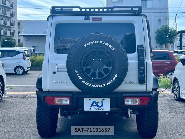 Suzuki JIMNY SIERRA 2022-03 8361080-3
