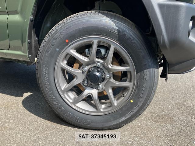 Suzuki JIMNY 2025-12 8360922-17