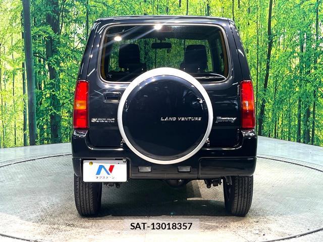Suzuki JIMNY 2016-01 8361729-14