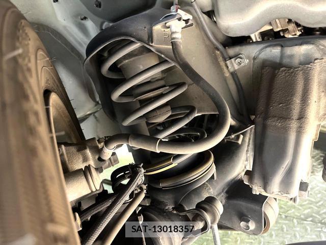Suzuki JIMNY 2016-01 8361729-19