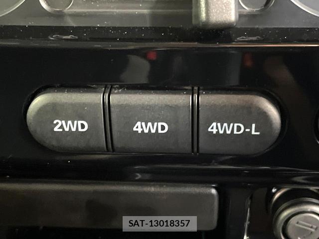 Suzuki JIMNY 2016-01 8361729-4