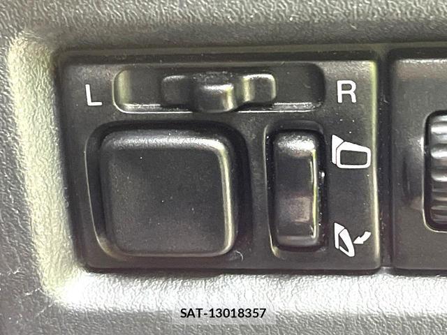 Suzuki JIMNY 2016-01 8361729-6