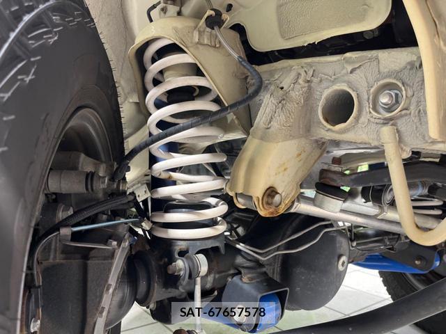 Suzuki JIMNY 2024-03 8362746-19