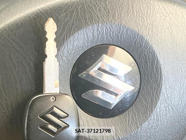Suzuki JIMNY 2014-02 8363560-6