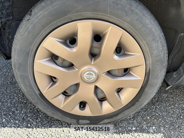 Nissan JUKE 2014-10 8362883-8