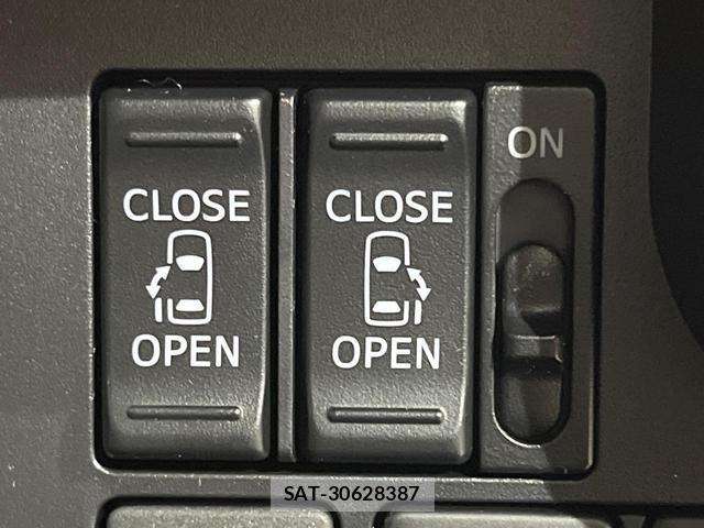 Subaru JUSTY 2017-11 8361009-2