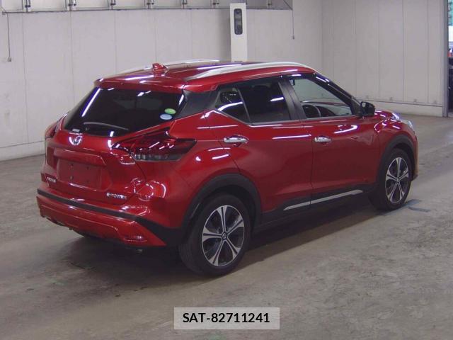 Nissan KICKS 2021-04 8360751-4