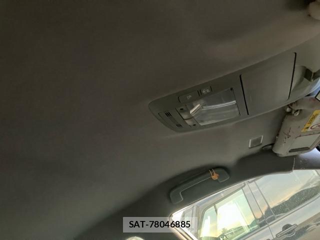 Toyota KLUGER HYBRID 2014-10 8361704-10