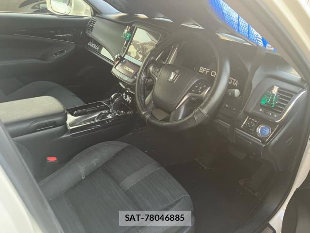 Toyota KLUGER HYBRID 2014-10 8361704-4