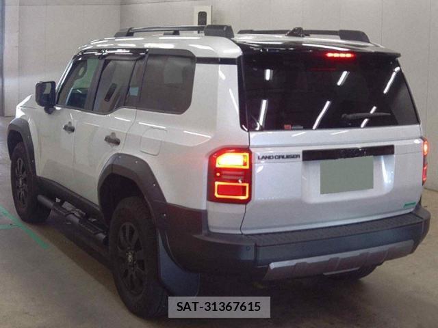 Toyota Land Cruiser 250 2024-07 8361123-1
