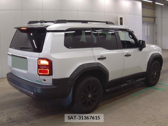 Toyota Land Cruiser 250 2024-07 8361123-4