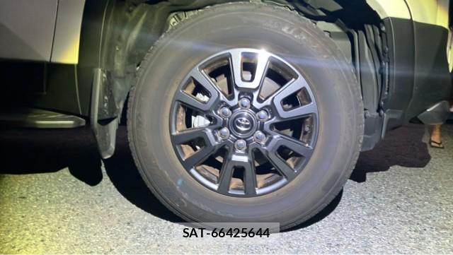 Toyota Land Cruiser 250 2025-03 8362255-8