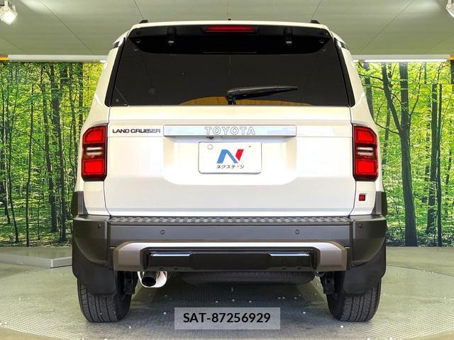 Toyota Land Cruiser 250 2024-10 8362978-16