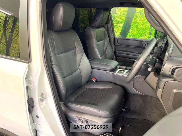 Toyota Land Cruiser 250 2024-10 8362978-9