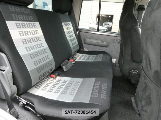 Toyota Land Cruiser 70 2014-12 8361021-19