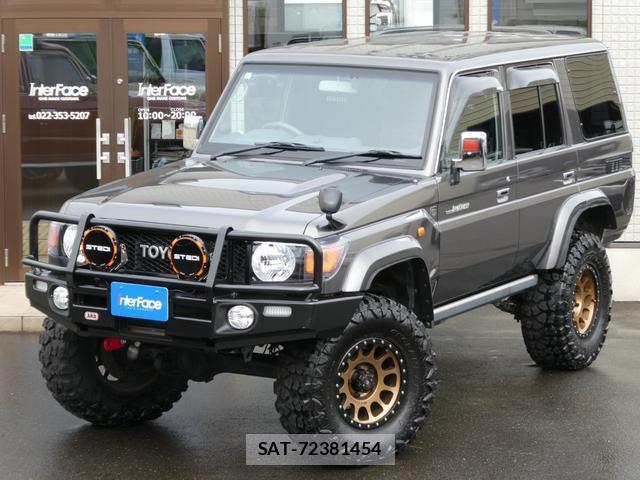 Toyota Land Cruiser 70 2014-12 8361021-3