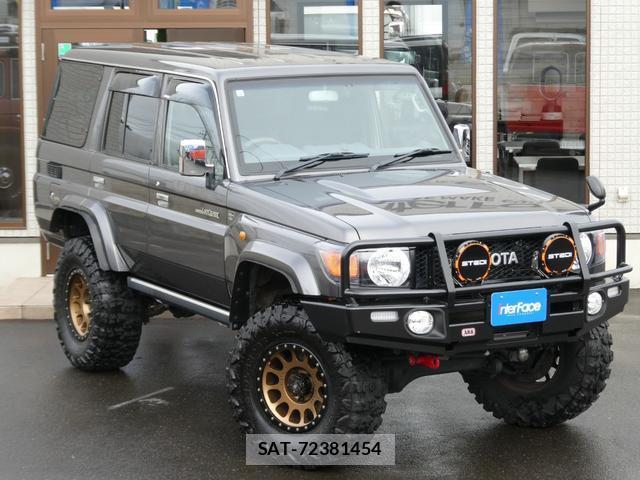 Toyota Land Cruiser 70 2014-12 8361021-5