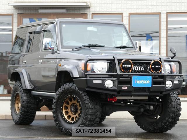 Toyota Land Cruiser 70 2014-12 8361021-6
