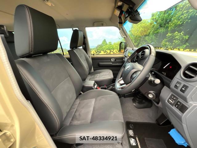 Toyota Land Cruiser 70 2025-07 8361741-6
