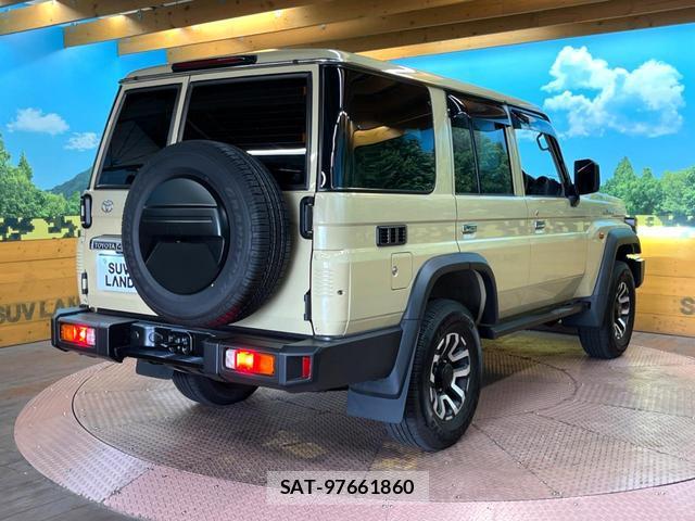 Toyota Land Cruiser 70 2025-06 8361930-16