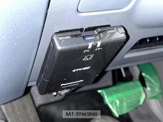 Toyota Land Cruiser 70 2025-06 8361930-5