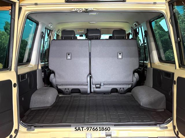 Toyota Land Cruiser 70 2025-06 8361930-9