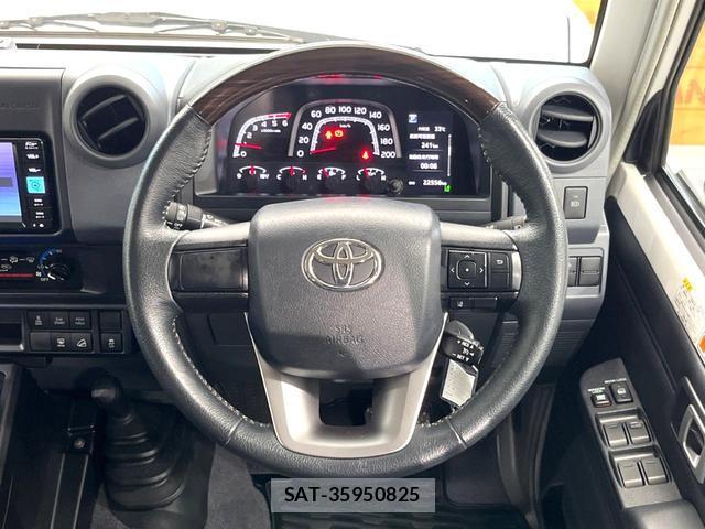 Toyota Land Cruiser 70 2024-10 8362789-10