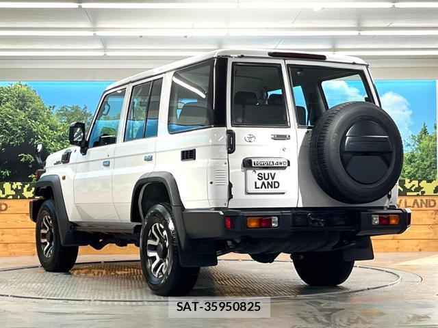 Toyota Land Cruiser 70 2024-10 8362789-16
