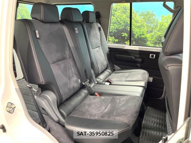 Toyota Land Cruiser 70 2024-10 8362789-8