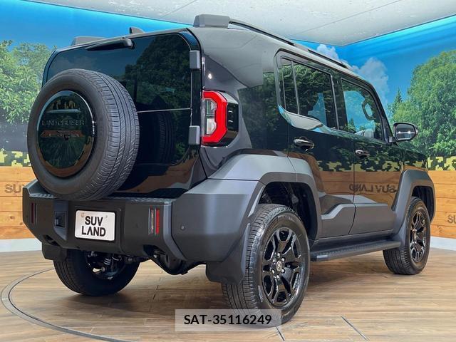 Toyota Land Cruiser FJ 2026-07 8361669-17