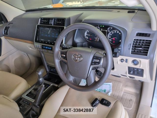 Toyota LAND CRUISER PRADO 2022-01 8361228-2