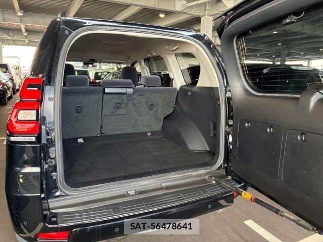 Toyota LAND CRUISER PRADO 2018-03 8362163-3