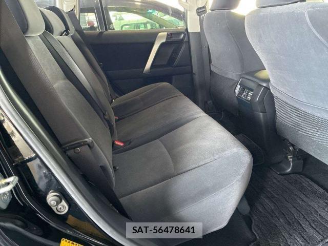 Toyota LAND CRUISER PRADO 2018-03 8362163-7