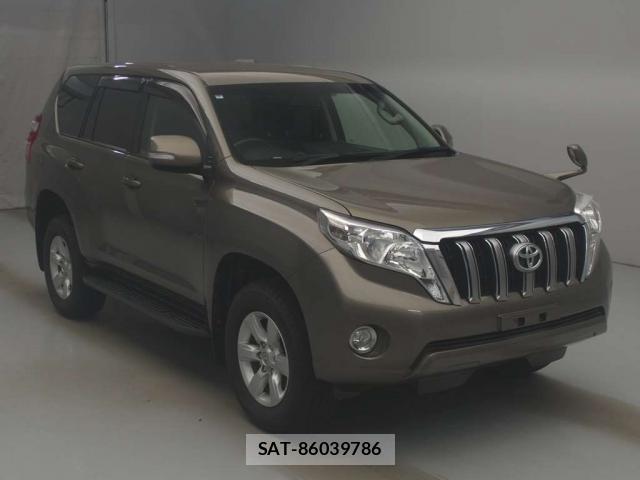 Toyota LAND CRUISER PRADO 2016-10 8362165-0