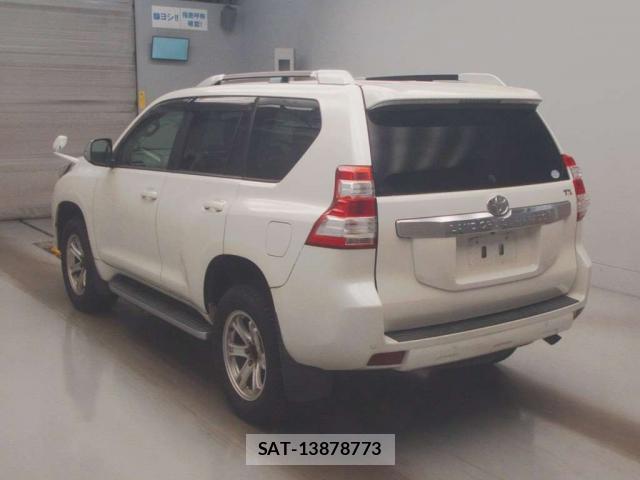 Toyota LAND CRUISER PRADO 2017-07 8362174-1