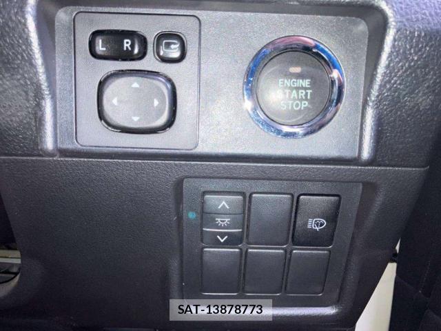 Toyota LAND CRUISER PRADO 2017-07 8362174-6