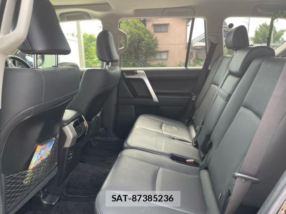 Toyota LAND CRUISER PRADO 2022-01 8362203-6