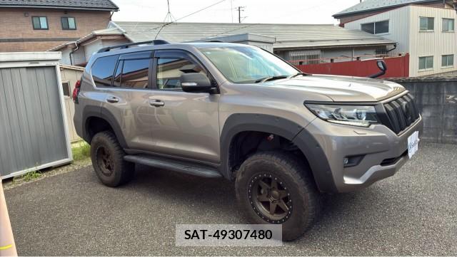 Toyota LAND CRUISER PRADO 2020-10 8362210-10