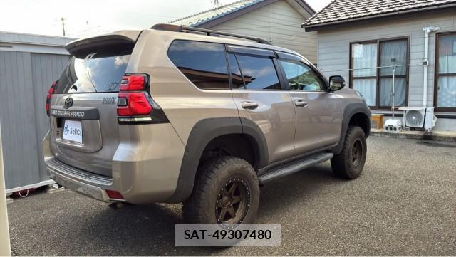 Toyota LAND CRUISER PRADO 2020-10 8362210-13