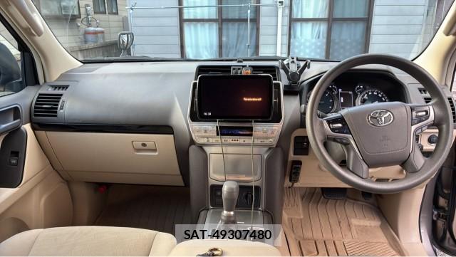 Toyota LAND CRUISER PRADO 2020-10 8362210-2