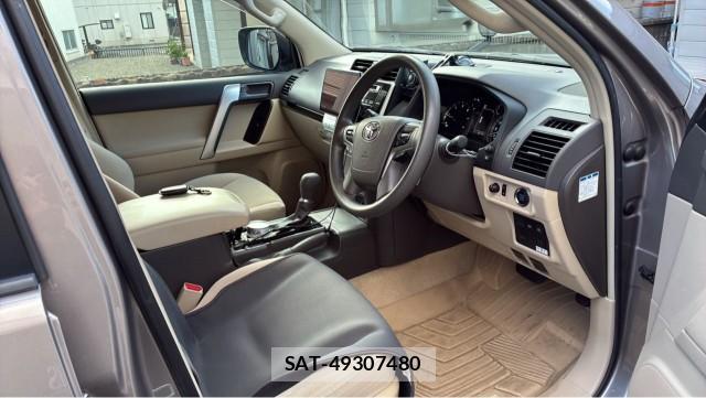 Toyota LAND CRUISER PRADO 2020-10 8362210-5