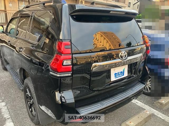 Toyota LAND CRUISER PRADO 2021-08 8362231-1
