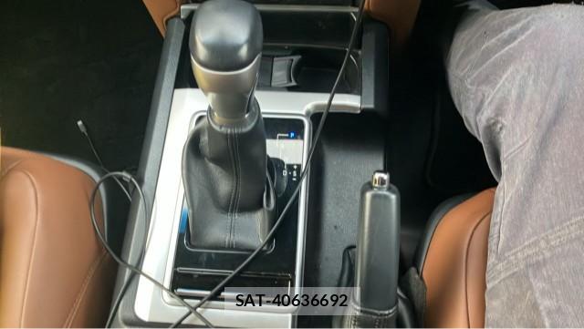 Toyota LAND CRUISER PRADO 2021-08 8362231-14