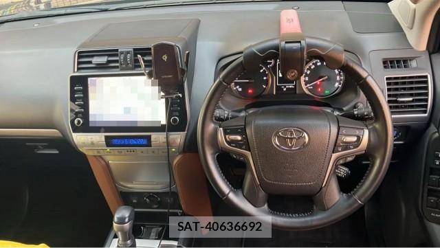 Toyota LAND CRUISER PRADO 2021-08 8362231-16