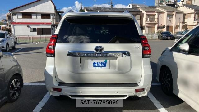 Toyota LAND CRUISER PRADO 2023-02 8362267-1