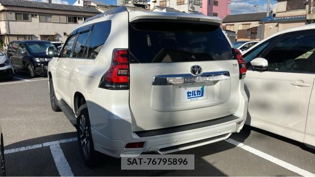 Toyota LAND CRUISER PRADO 2023-02 8362267-13