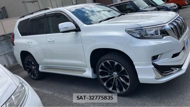 Toyota LAND CRUISER PRADO 2023-02 8362268-3