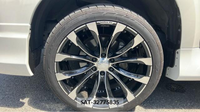 Toyota LAND CRUISER PRADO 2023-02 8362268-8